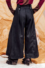 Load image into Gallery viewer, AW25 ADLAI PALAZZO PANTS - OBSIDIAN CHENILLE