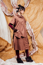 Load image into Gallery viewer, AW25 AKEMI RUCHE BOX TOP - CEDARWOOD CHECK