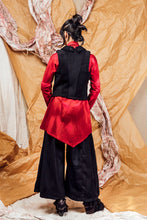 Load image into Gallery viewer, AW25 ALDIS WOOL WAISTCOAT - OBSIDIAN