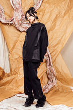 Load image into Gallery viewer, AW25 KORI PANEL COWL JUMPER - ONYX HOUNDSTOOTH