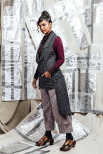 Load image into Gallery viewer, paneled women's tailored vest