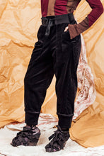 Load image into Gallery viewer, AW25 REILLY STRAIGHT LEG PANT - OBSIDIAN CORD