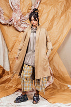 Load image into Gallery viewer, AW25 SAIGE LONG RUCHE JACKET - CAMEL