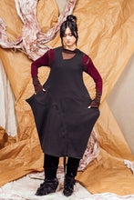 Load image into Gallery viewer, AW25 SHURI  RUCHE TUNIC DRESS - ONYX JACQUARD