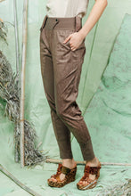 Load image into Gallery viewer, SL26 ZEPHYN SLIM LINE PANTS - BURNT UMBER