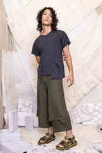 Load image into Gallery viewer, RS25 KAI ASYMMETRIC POCKET TEE - CHARCOAL