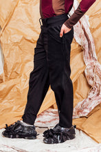 Load image into Gallery viewer, AW25 ANRI FLARE ZIP PANTS - OBSIDIAN