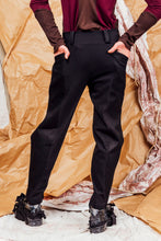 Load image into Gallery viewer, AW25 ANRI FLARE ZIP PANTS - OBSIDIAN