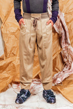 Load image into Gallery viewer, AW25 REILLY STRAIGHT LEG PANT - SAND PINSTRIPE