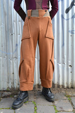 Load image into Gallery viewer, AW25 ORIME WIDE FOLD PANTS - TOFFEE