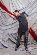 Load image into Gallery viewer, Women's Unisex Tailored Drape Vest in Graphite Linen Cotton