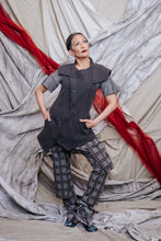 Load image into Gallery viewer, Women's Unisex Tailored Drape Vest in Graphite Linen Cotton