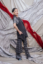 Load image into Gallery viewer, Women's Unisex Tailored Drape Vest in Graphite Linen Cotton