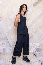 Load image into Gallery viewer, RS25 BODHI ASYMMETRIC TANK - OBSIDIAN RIB