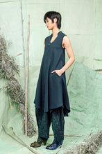 Load image into Gallery viewer, Lagoon, Smart-Casual, Elevated Street-Style, Loose-Fitted, Buttoned Women's Dress