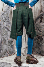 Load image into Gallery viewer, AW24 AERITH TAILORED SHORTS - FOREST CHECK