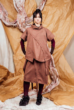 Load image into Gallery viewer, AW25 AKEMI RUCHE BOX TOP - CEDARWOOD CHECK