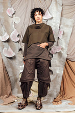 Load image into Gallery viewer, AW26 CIELO CROP POCKET TOP - OLIVE ARMY