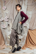 Load image into Gallery viewer, AW26 FIANE WRAP VEST - ASH SLUB