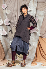 Load image into Gallery viewer, AW26 FIANE WRAP VEST - MERLOT CHEVRON