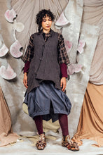 Load image into Gallery viewer, AW26 FIANE WRAP VEST - MERLOT CHEVRON