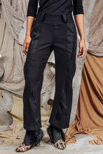 Load image into Gallery viewer, AW26 IDRIS FLARE ZIP PANTS - OBSIDIAN