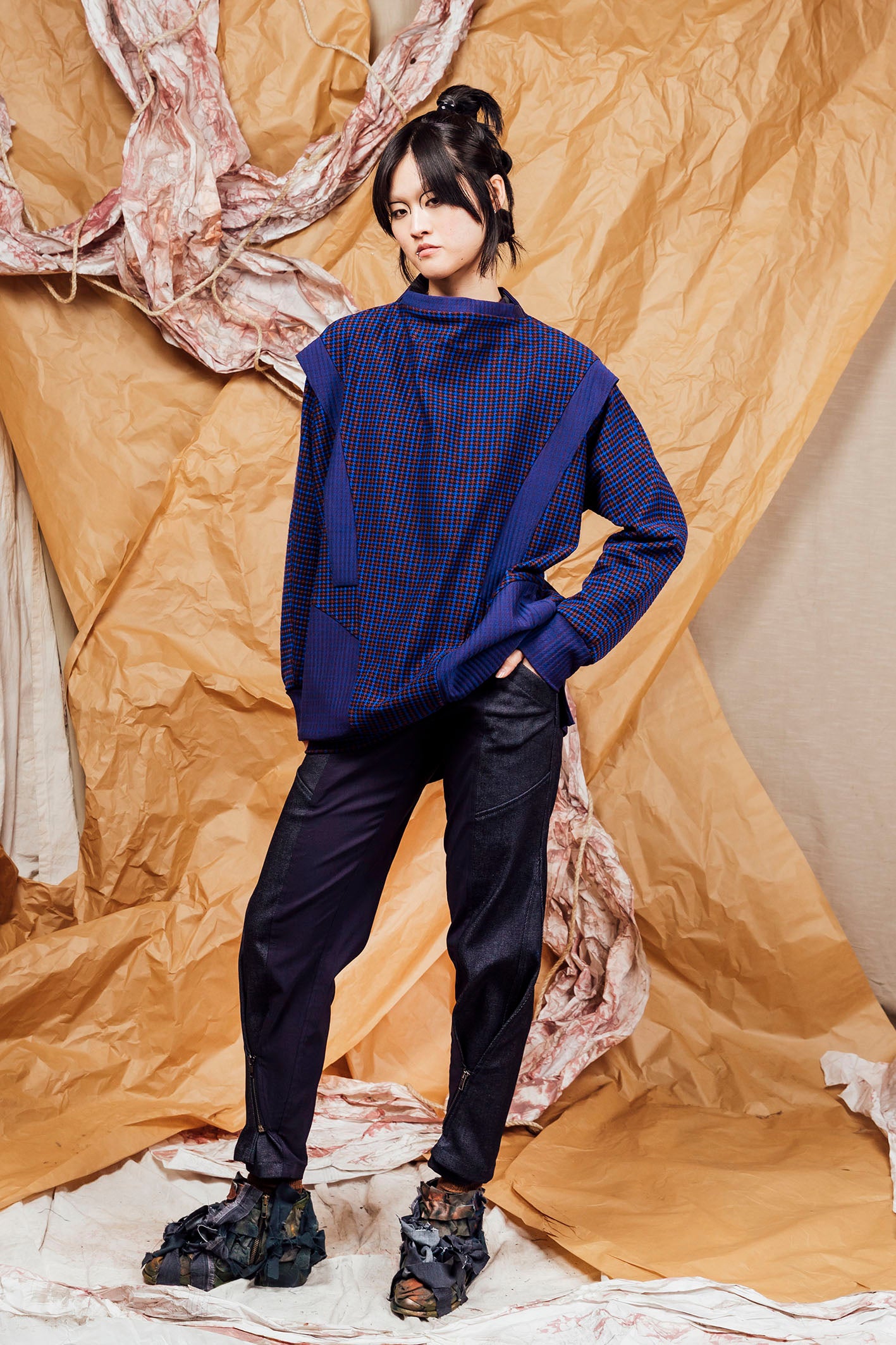 AW25 KORI PANEL COWL JUMPER - COBALT RUST