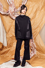 Load image into Gallery viewer, AW25 KORI PANEL COWL JUMPER - ONYX HOUNDSTOOTH