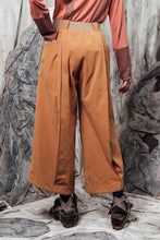 Load image into Gallery viewer, AW24 LYNDON BUTTON FLARE PANTS - CAMEL