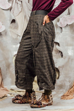 Load image into Gallery viewer, AW26 LYNDON BUTTON FLARE PANTS - UMBER TWEED