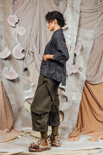 Load image into Gallery viewer, AW26 MAREN BOXY SHIRT JACKET - CHARCOAL