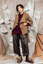 Load image into Gallery viewer, AW26 MASARO DETACHABLE JACKET - SIENNA HOUNDSTOOTH