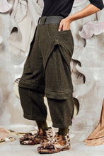 Load image into Gallery viewer, AW26 ORFEO ZIP LEG WIDE PANTS - FOREST CHEVRON