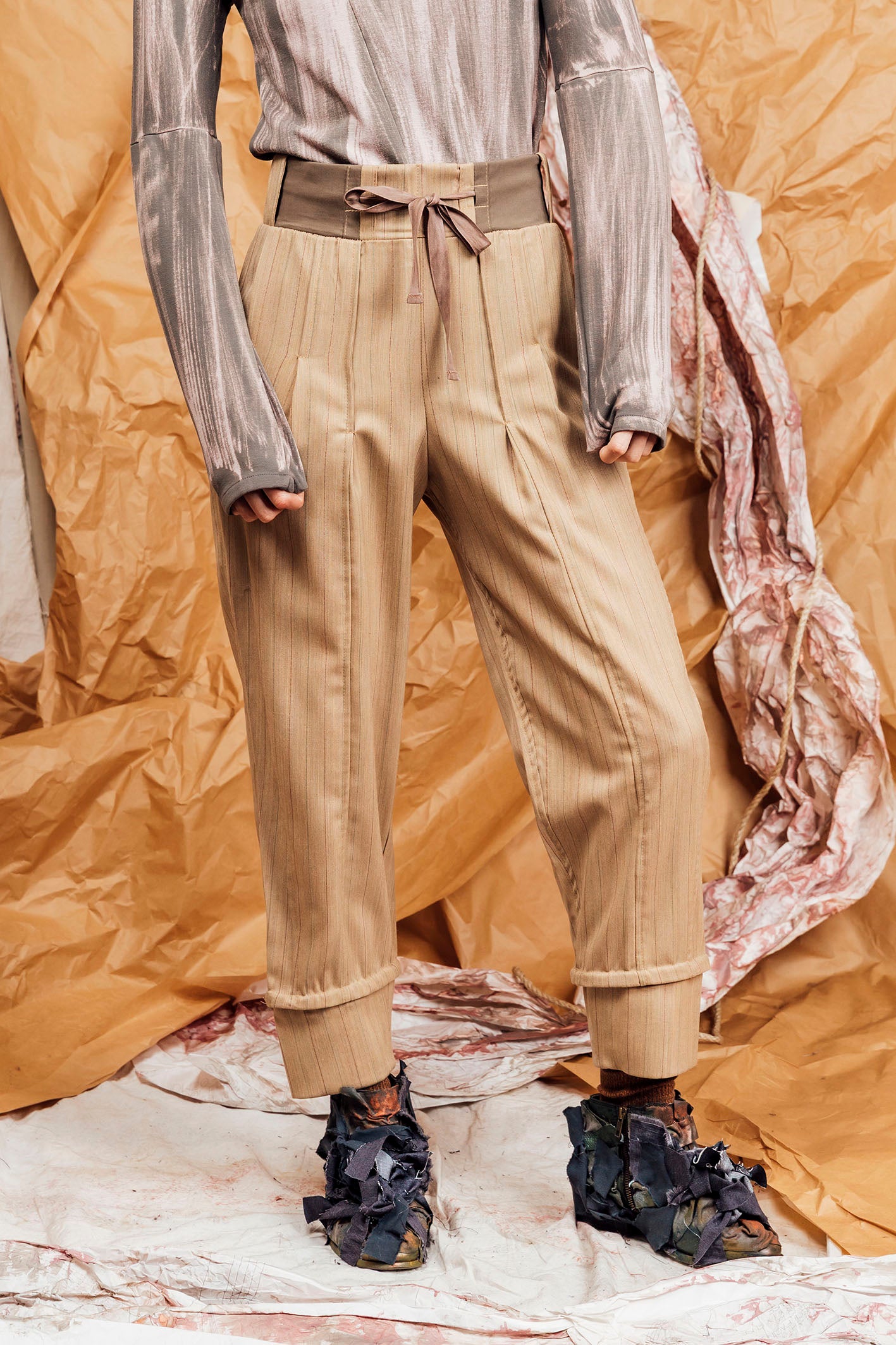 AW25 REILLY STRAIGHT LEG PANT - SAND PINSTRIPE