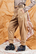 Load image into Gallery viewer, AW25 REILLY STRAIGHT LEG PANT - SAND PINSTRIPE