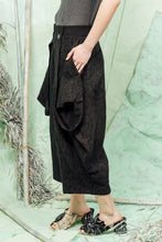 Load image into Gallery viewer, SL26 SHOSAI WRAP PANTS - OBSIDIAN JACQUARD
