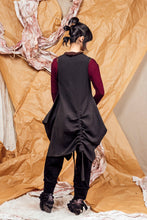 Load image into Gallery viewer, AW25 SHURI  RUCHE TUNIC DRESS - ONYX JACQUARD