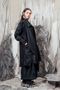 AW24 THORNE DRAPE TRENCH - OBSIDIAN CHENILLE