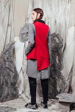 Load image into Gallery viewer, AW24 UZURI ZIP VEST - CARDINAL