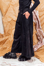 Load image into Gallery viewer, AW25 ADLAI PALAZZO PANTS - OBSIDIAN CHENILLE