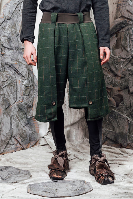 AW24 AERITH TAILORED SHORTS - FOREST CHECK