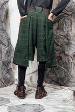 Load image into Gallery viewer, AW24 AERITH TAILORED SHORTS - FOREST CHECK