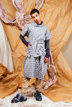 Load image into Gallery viewer, AW25 AKEMI RUCHE BOX TOP - DOVE PLAID