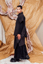 Load image into Gallery viewer, AW25 AKEMI RUCHE BOX TOP - ONYX JACQUARD