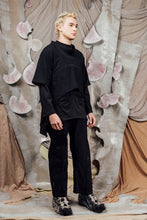 Load image into Gallery viewer, AW26 CIELO CROP POCKET TOP - OBSIDIAN
