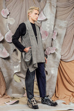 Load image into Gallery viewer, AW26 FIANE WRAP VEST - ASH SLUB