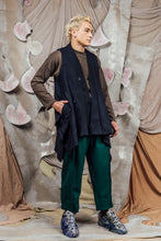 Load image into Gallery viewer, AW26 FIANE WRAP VEST - INK TWILL