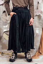 Load image into Gallery viewer, AW26 LYNDON BUTTON FLARE PANTS - OBSIDIAN CHENILLE