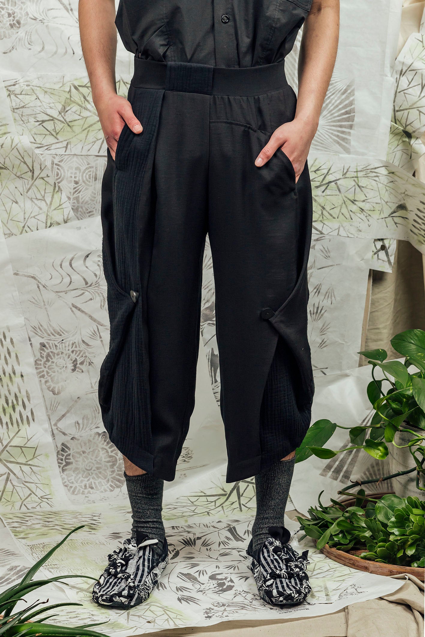 SL24 NYO ASYMMETRIC PANT - ONYX OBSIDIAN