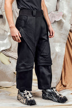 Load image into Gallery viewer, AW26 ORFEO ZIP LEG WIDE PANTS - OBSIDIAN